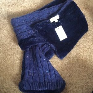 Scarf 🧣 NWT